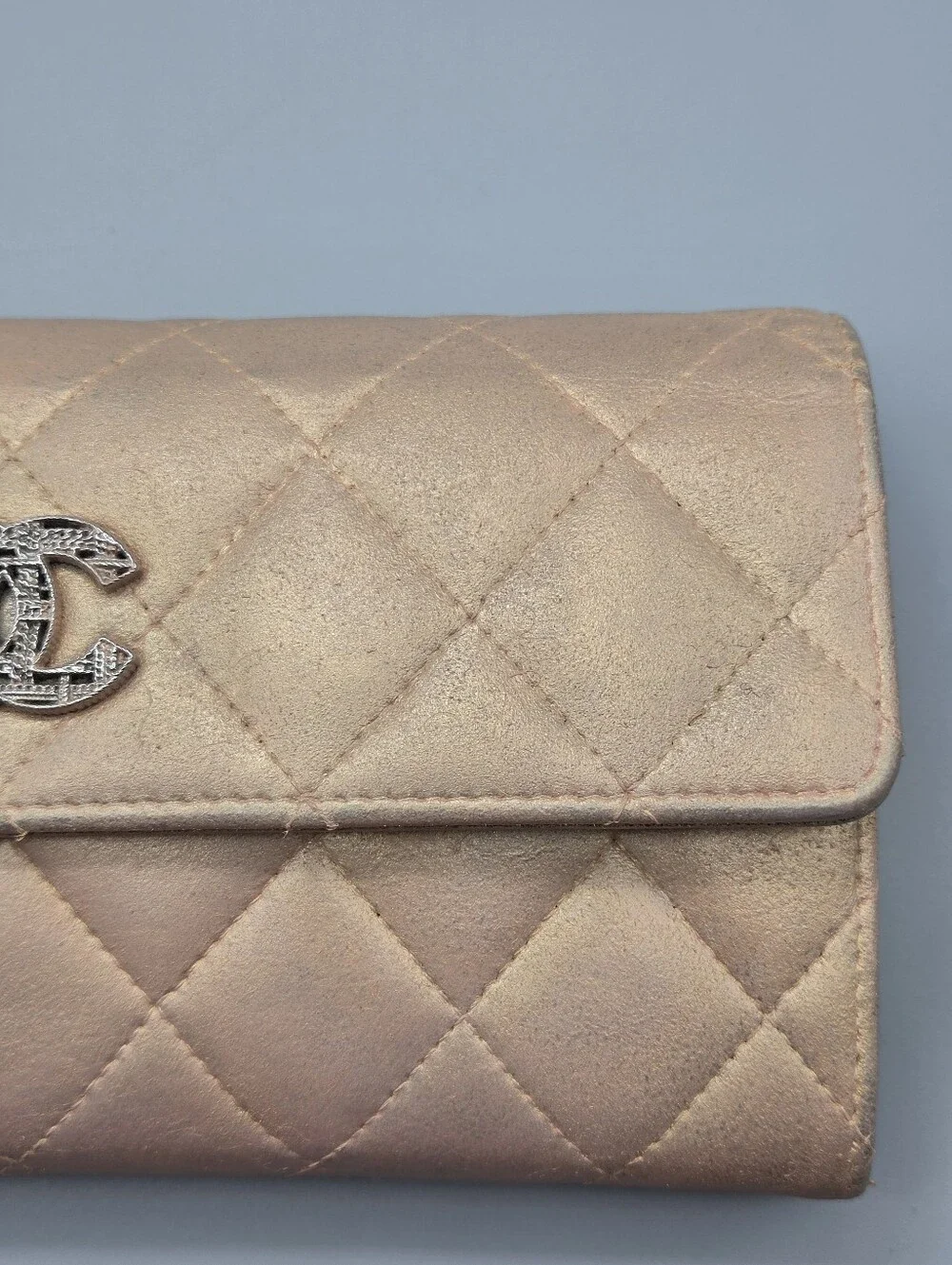 💛CHANEL Authentic Iridescent Wallet/Clutch💛